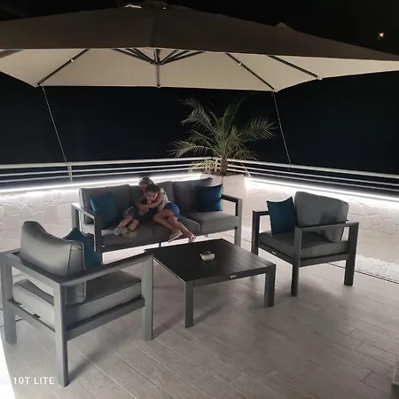 Aleva Πανσιόν 4*