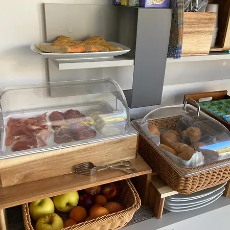 Frühstückspension Aleva 4*