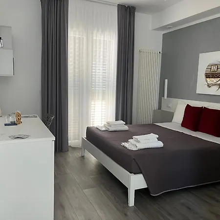 Aleva 4*